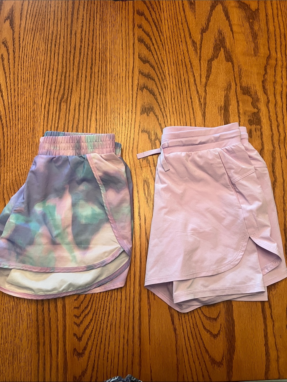 Violet Pastel Tie-Dye & Light Lavender Athletic Shorts EUC